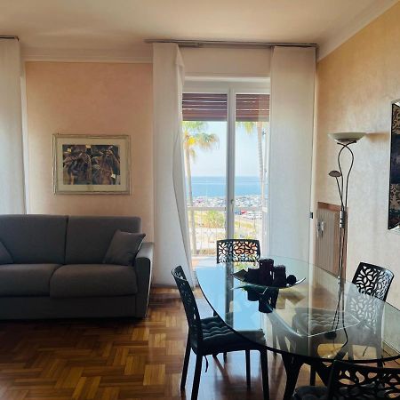 Brezza Di Mare Apartment Империа Екстериор снимка